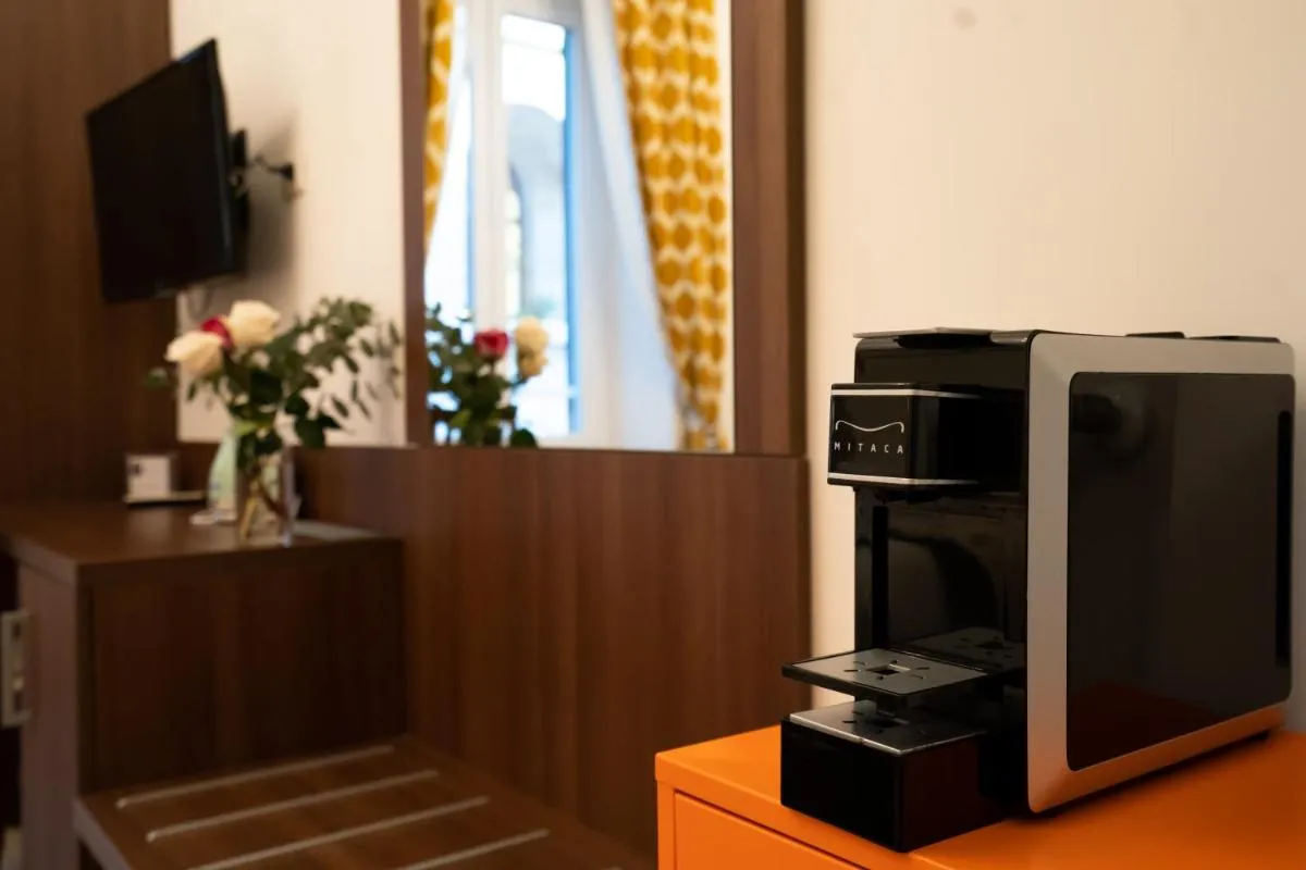 Image 2 of Archi di Roma Guest House