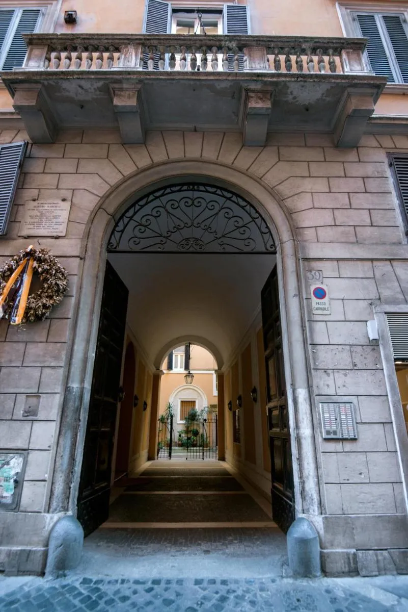 Image 3 of Assunta Domus