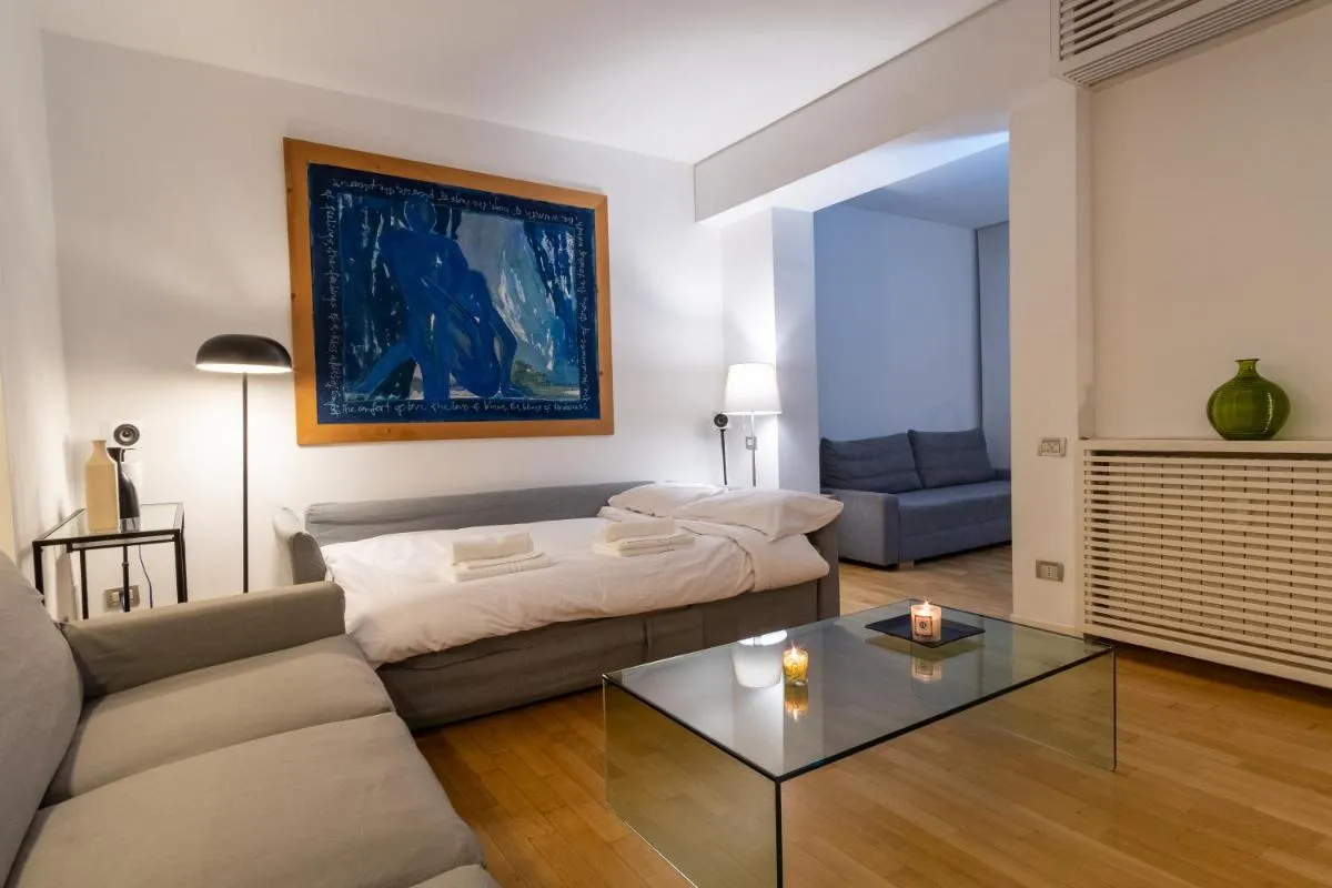 Image 6 of Attic with Terrace and Jacuzzi – Luxury Apartment