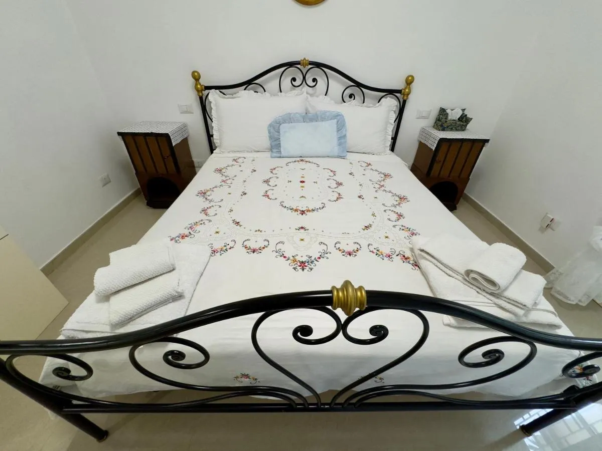 Image 4 of Azadi Center Apartment