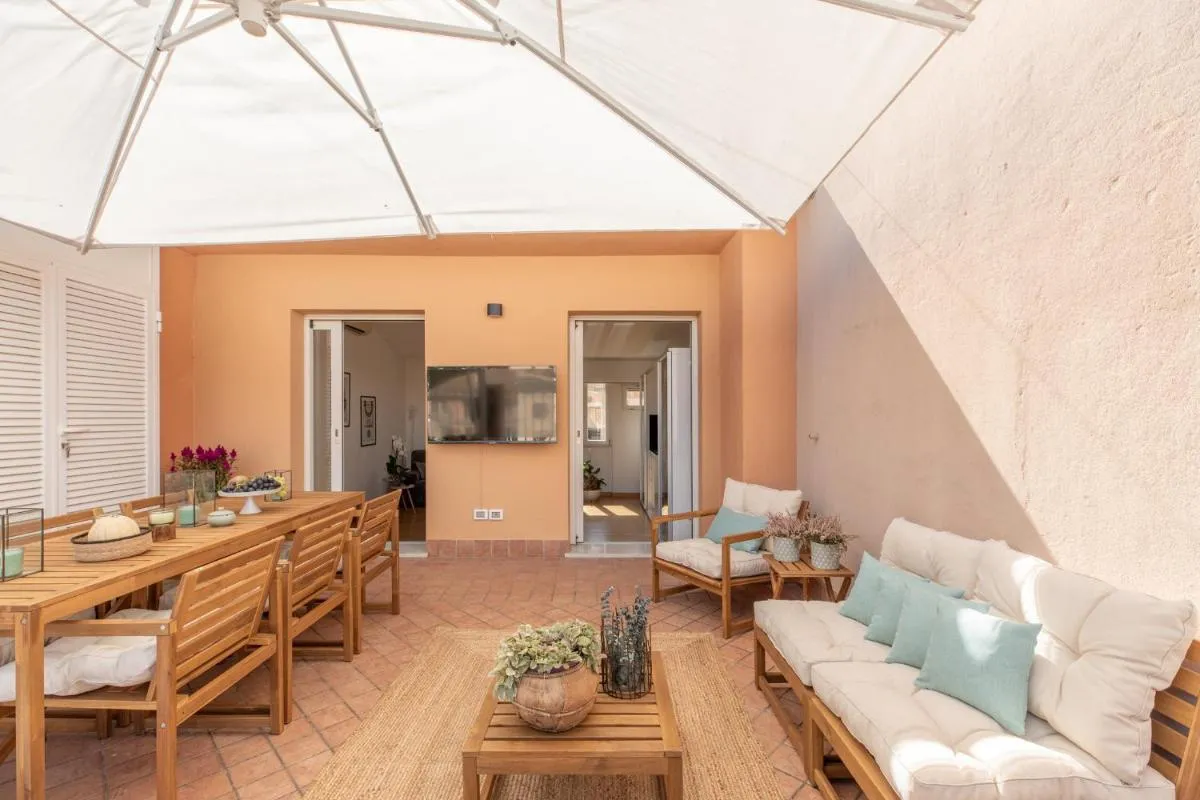Image 3 of Barberini Caesar Suites