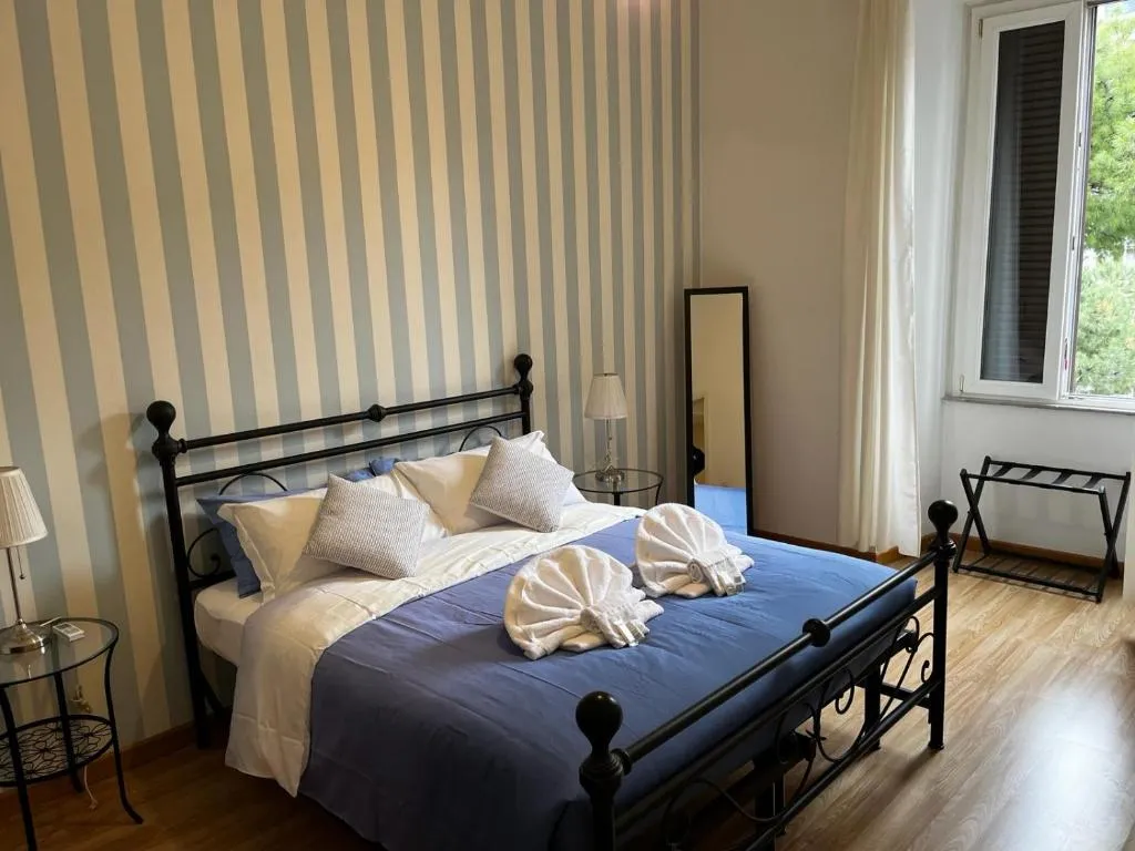 Image of Be Your Home – MR House