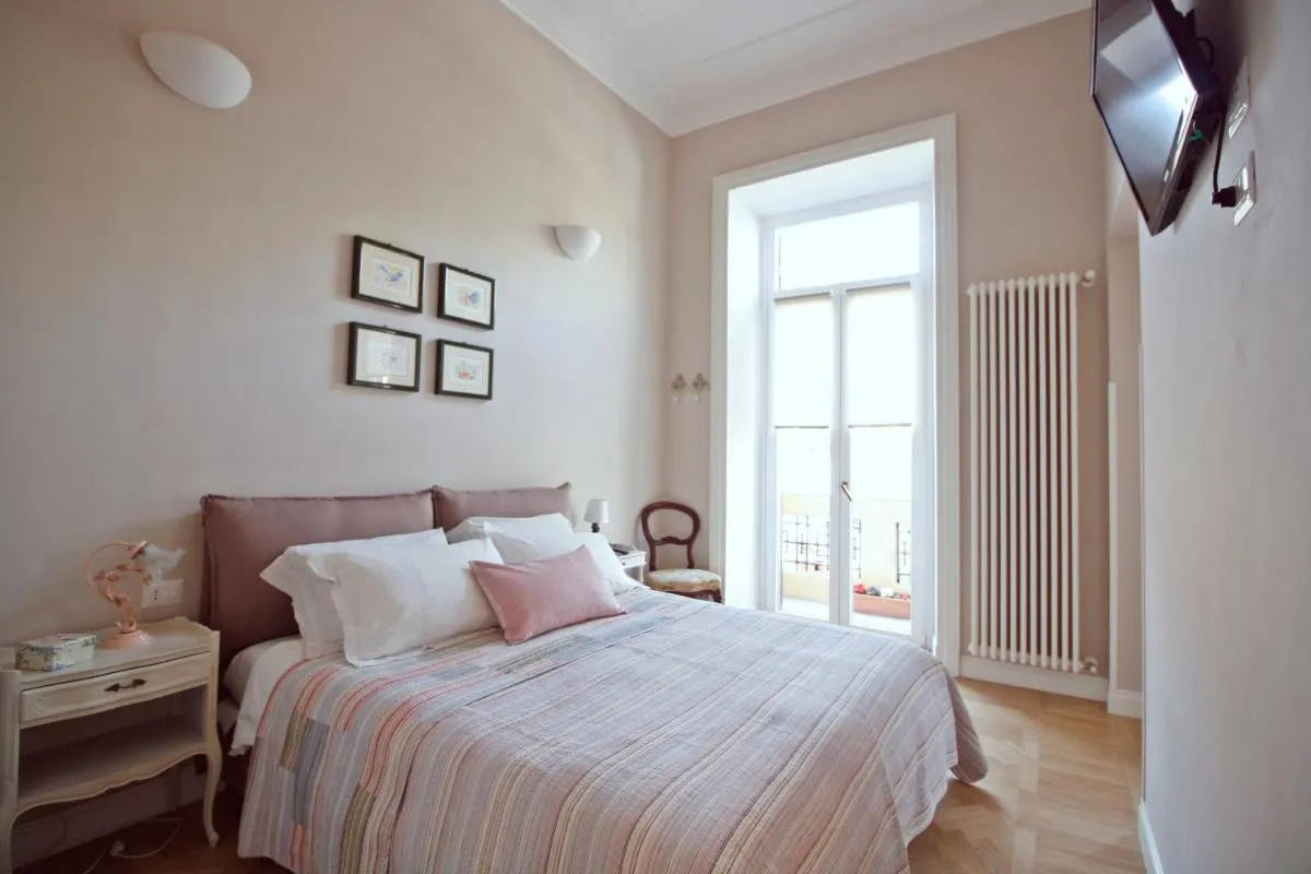 Image 1 of Beautiful suite in the heart of Trastevere