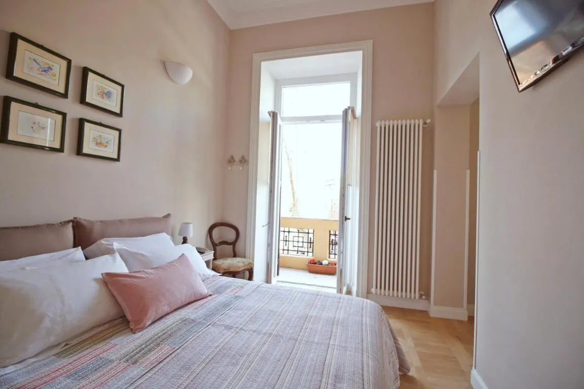 Image of Beautiful suite in the heart of Trastevere