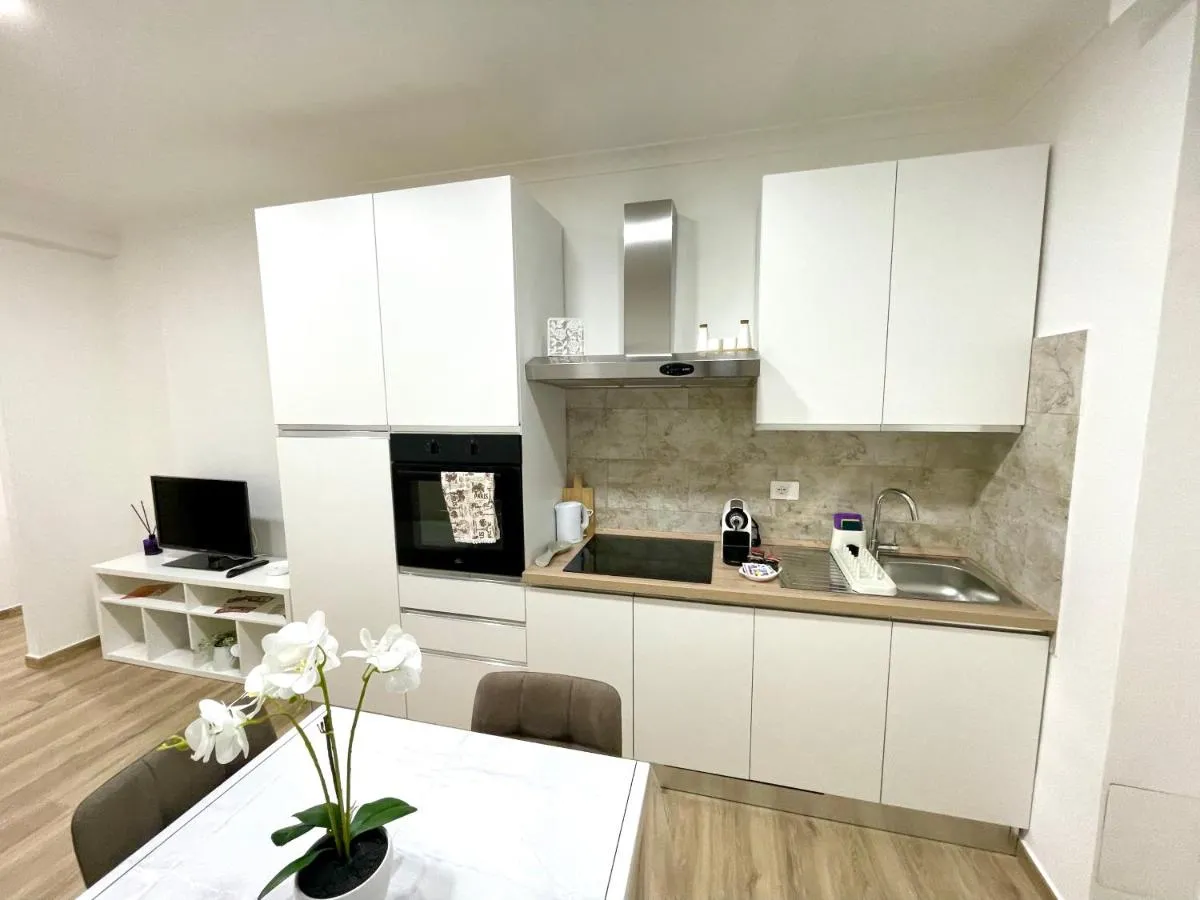 Image 3 of Best Rome Apartment