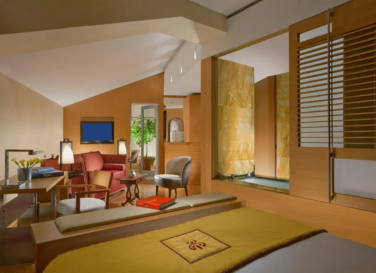 Image 2 of Bio Hotel Raphael – Relais & Châteaux