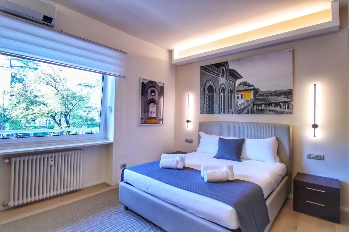 Image 5 of CDR Luxury Suites and Apartment