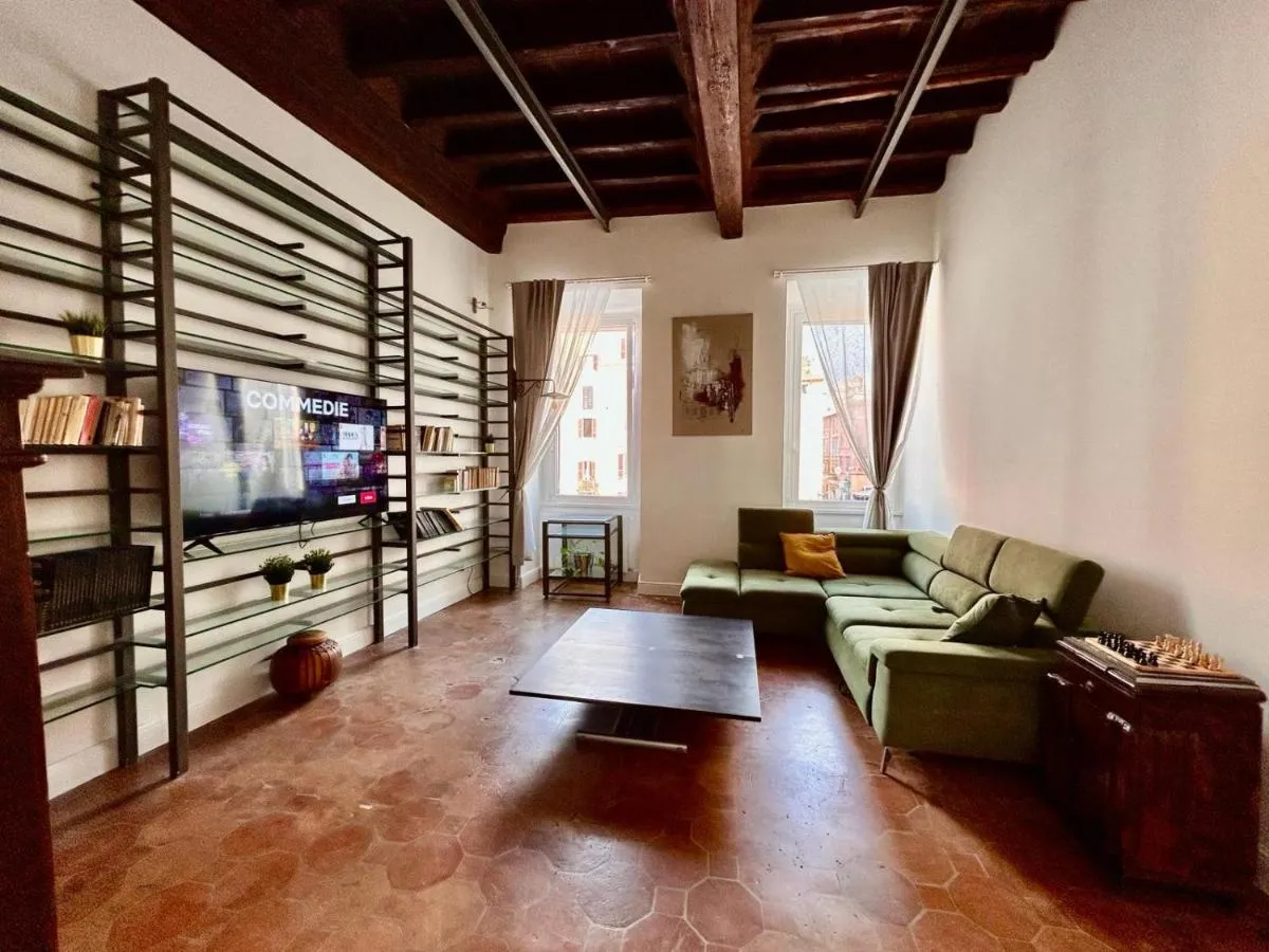 Image 1 of Campo De Fiori Home