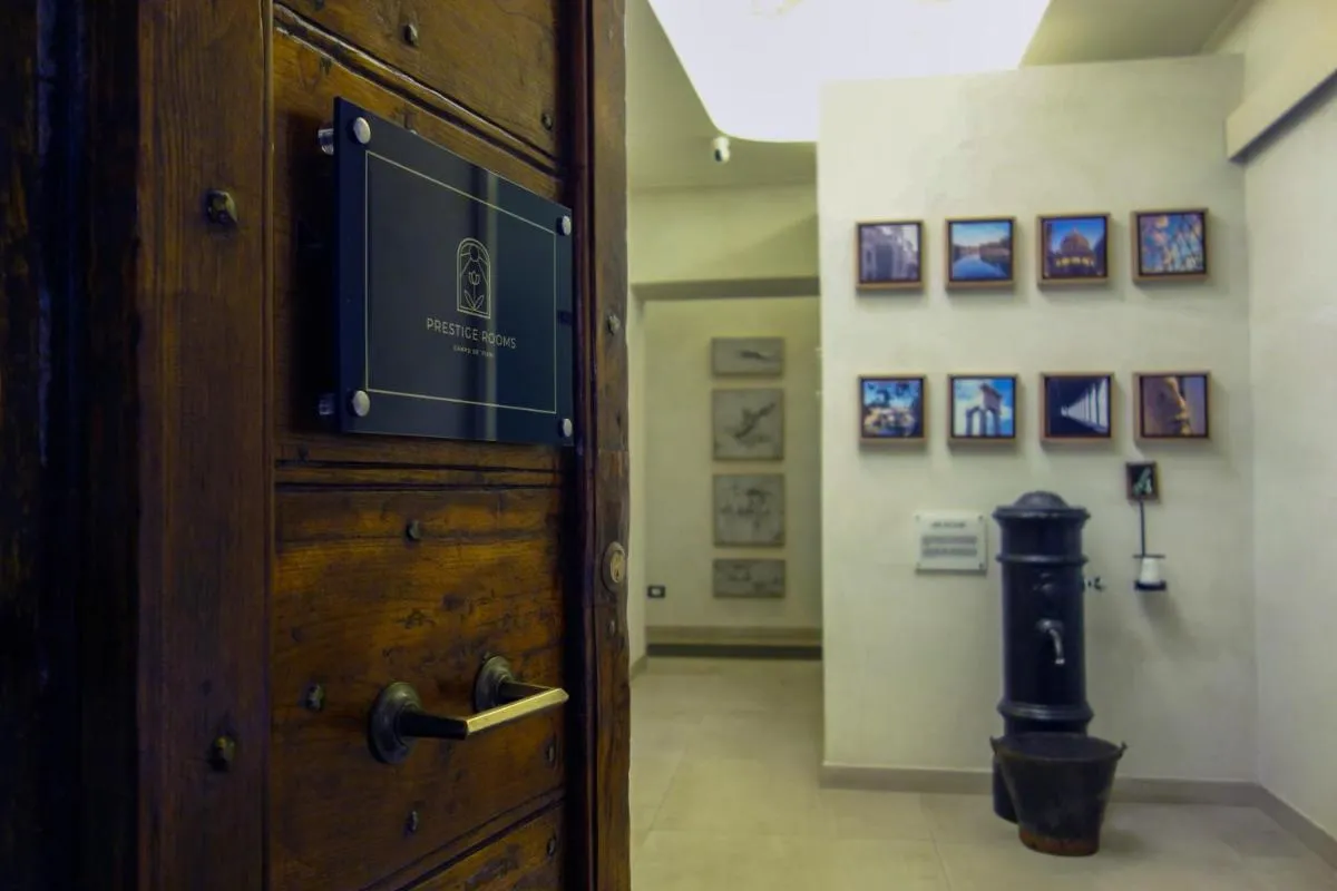 Image 6 of Campo De’ Fiori Prestige Rooms