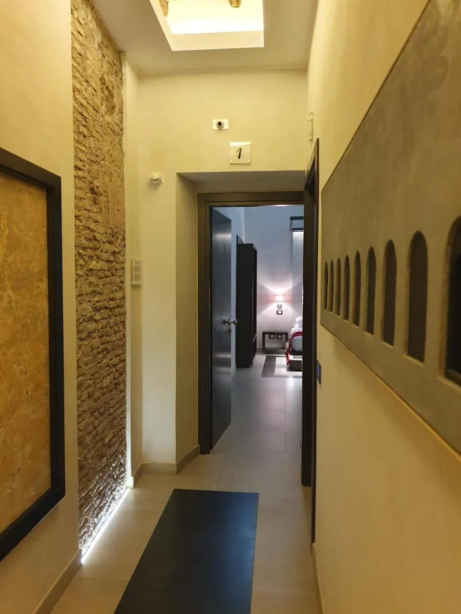 Image 3 of Campo De’ Fiori Prestige Rooms