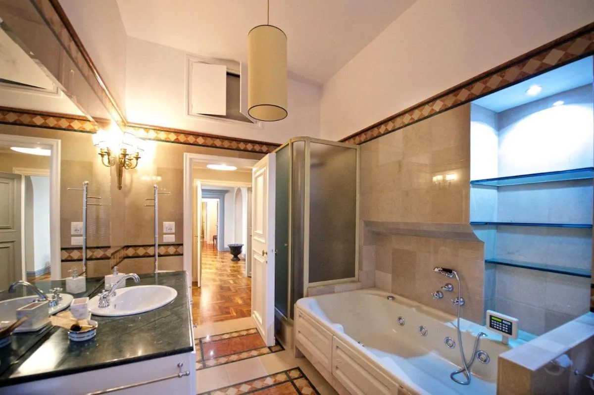 Image 2 of Carducci Luxury Apartment