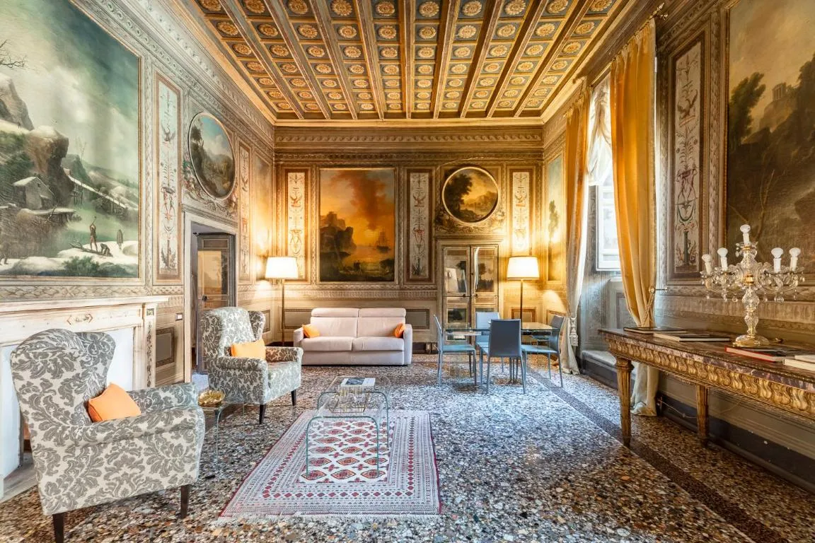 Image of Casa Borghese by Burghesius