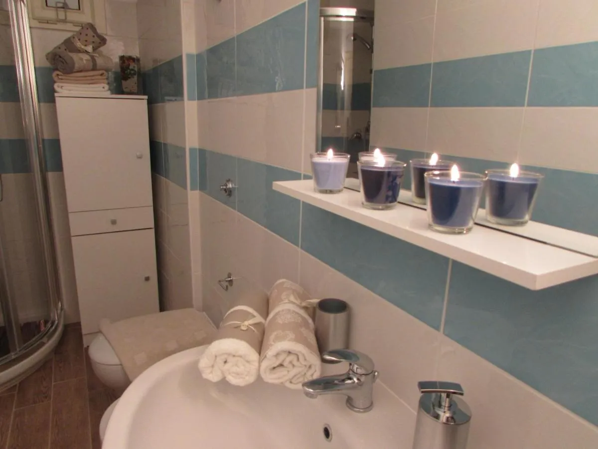 Image 2 of Casa Micheli in Centro ex Frattina Luxury Apartment