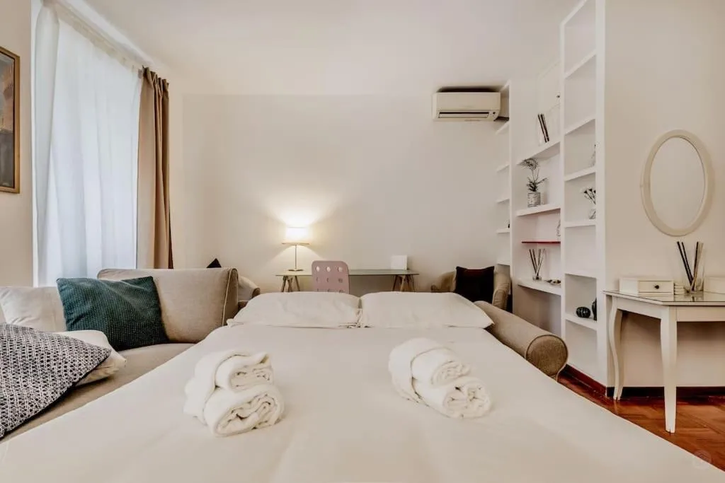 Image 6 of Casa del Borgo Elegant apartment 200 m from the Vatican 8/pax