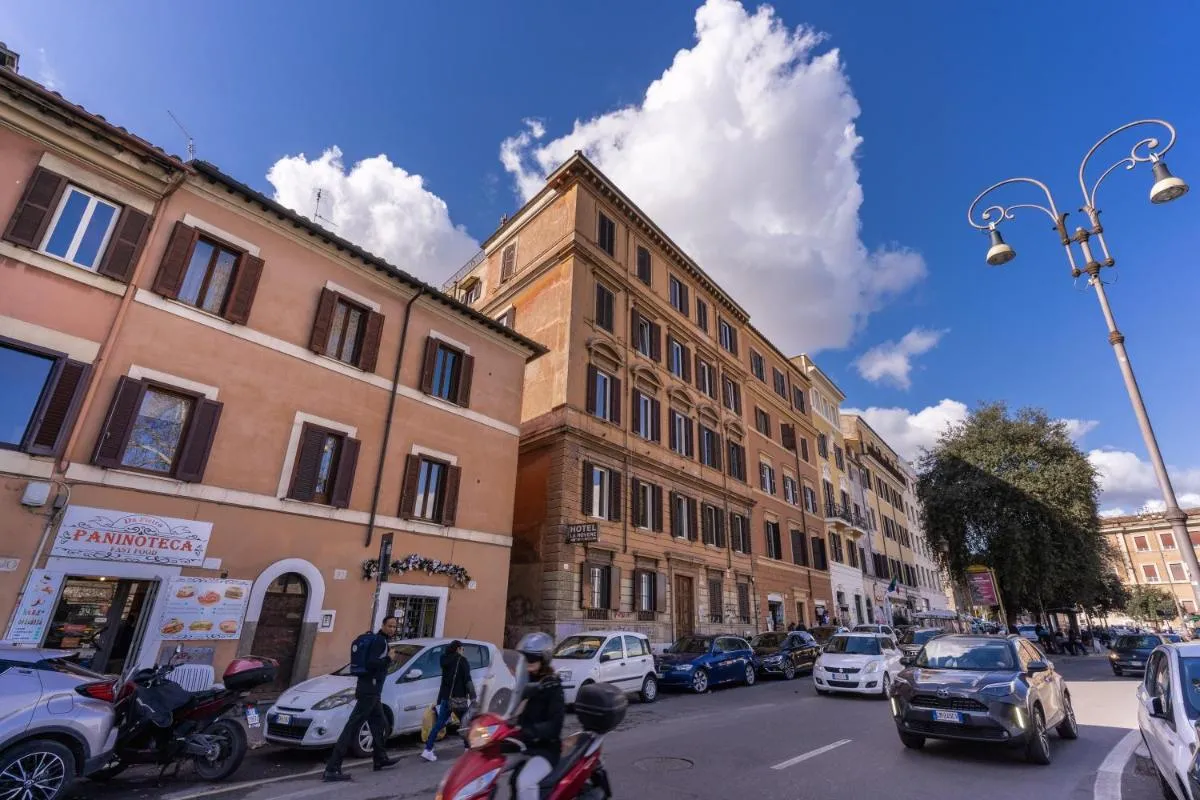 Image 5 of Castel Sant’Angelo SuiteLux