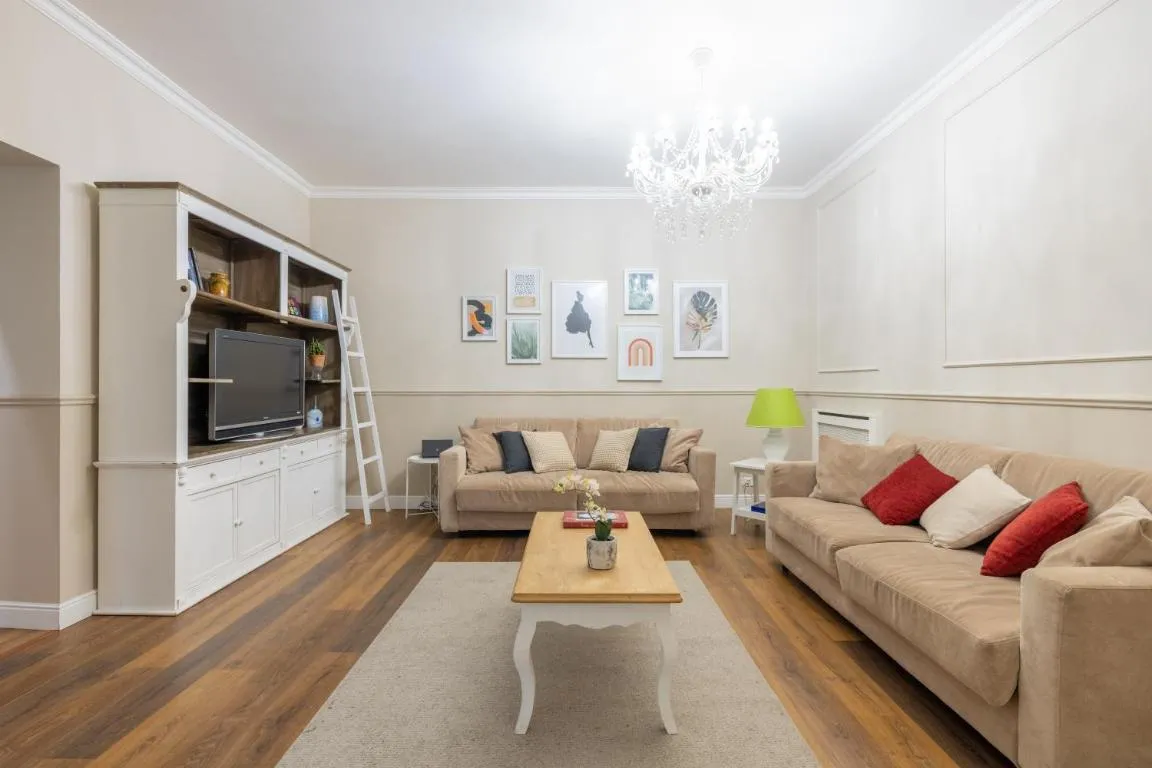 Image of Charming apartment with patio a few steps from Colosseum