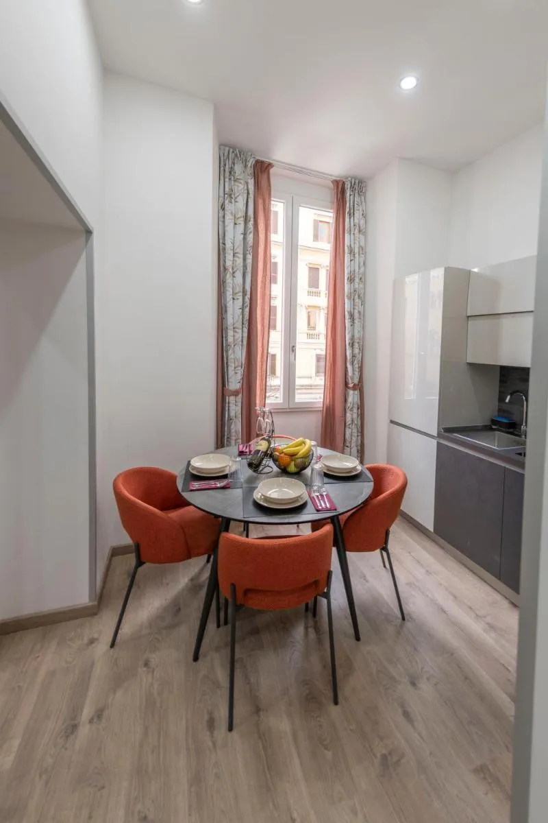 Image 3 of Cola Suites Apartments