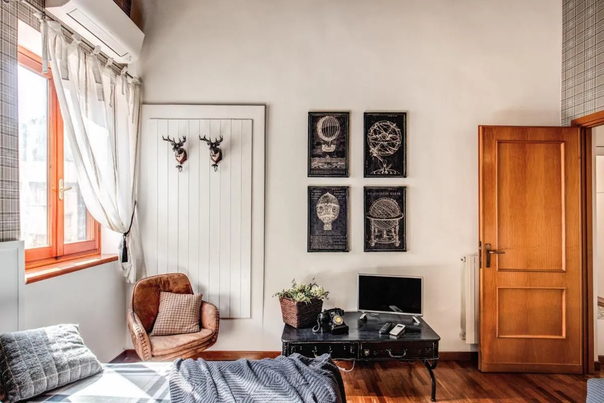 Image 4 of Colosseo Miracle Suite