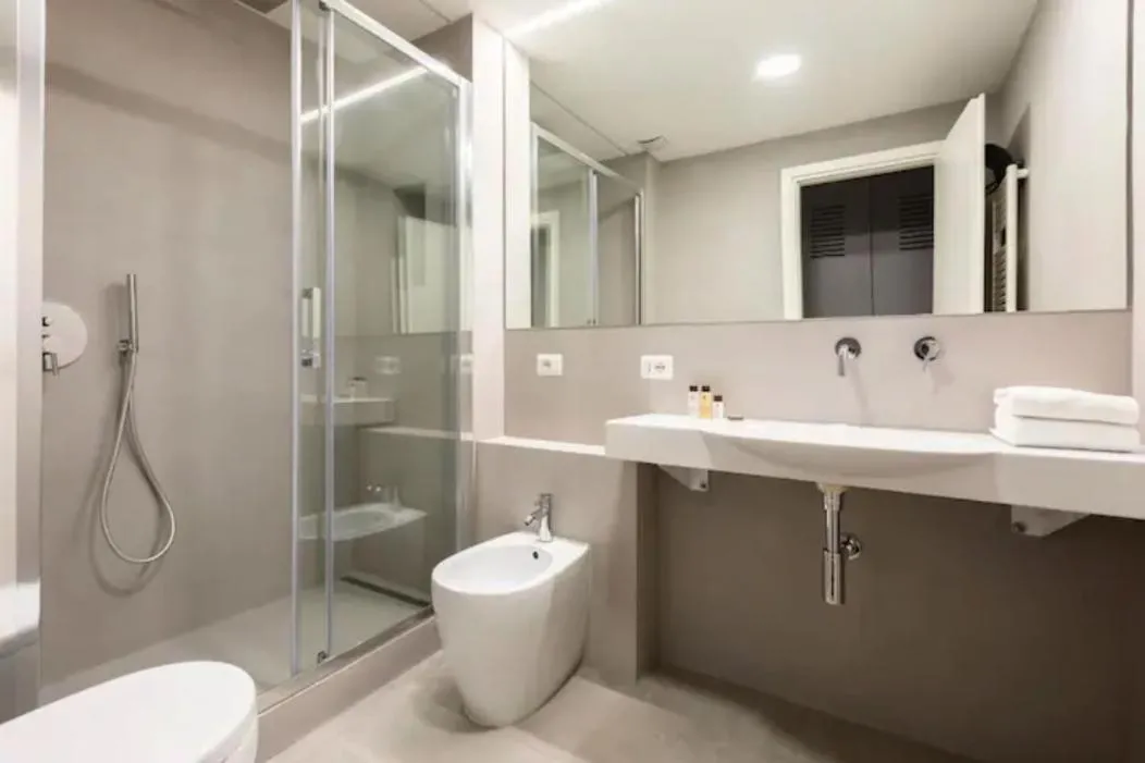 Image 2 of Croce Apartments