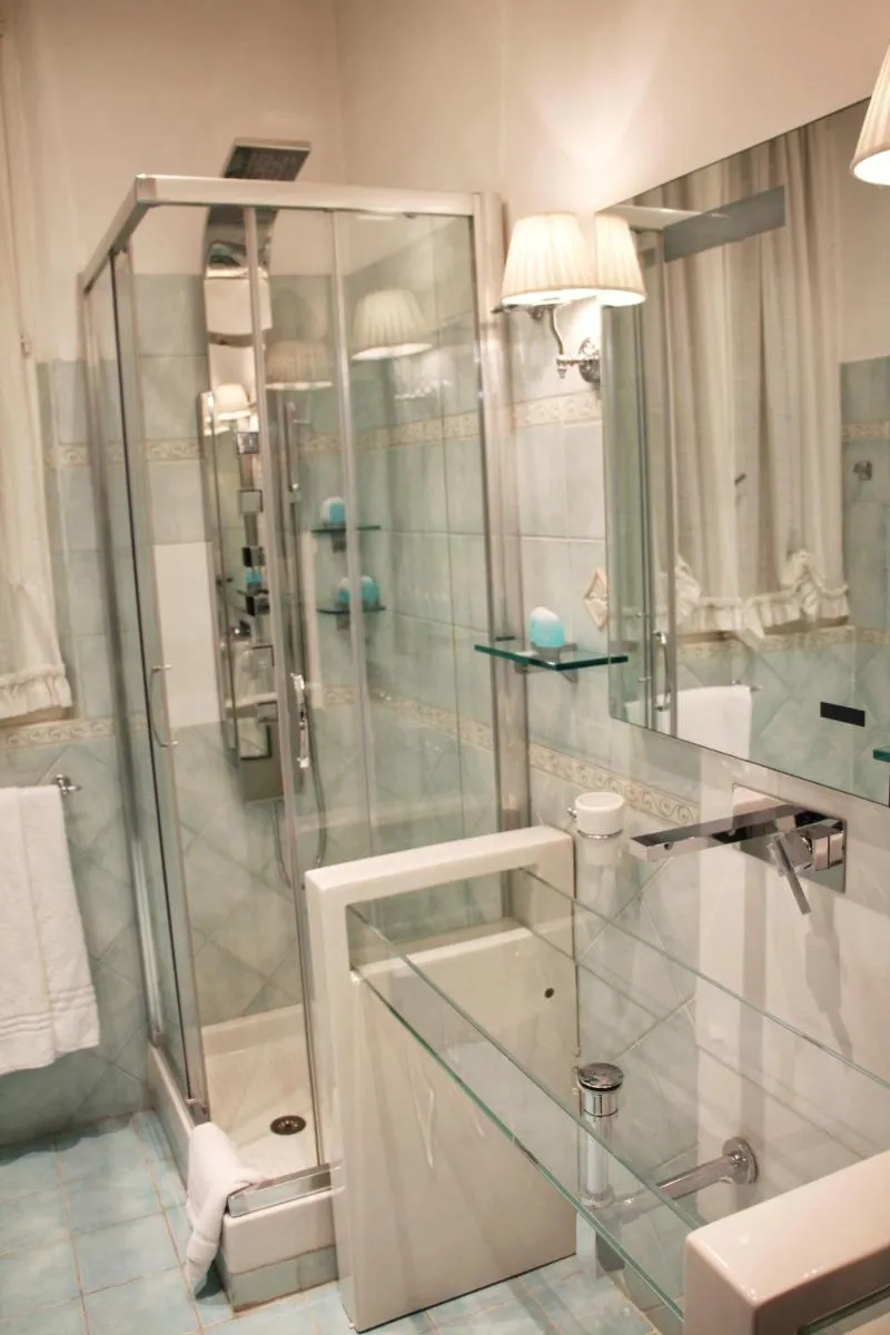 Image 6 of D.R.Rome Spanish Luxury Suites