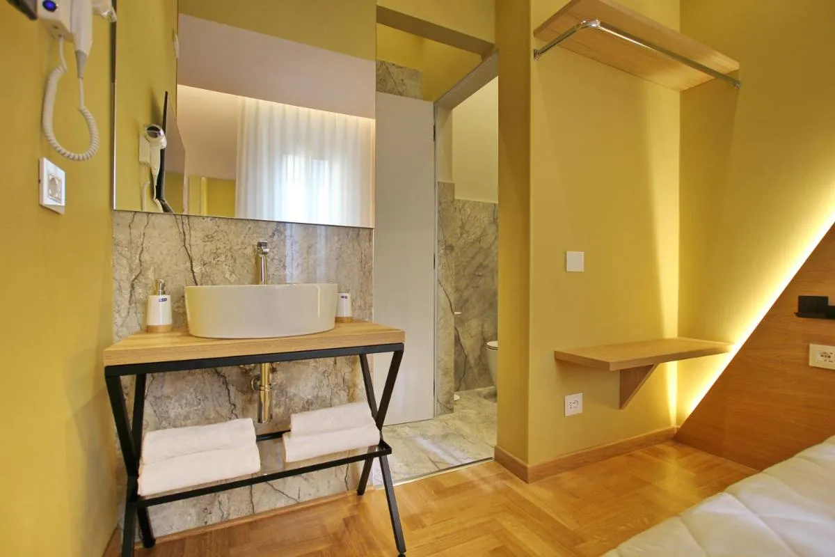 Image 5 of Dea Rome Suites