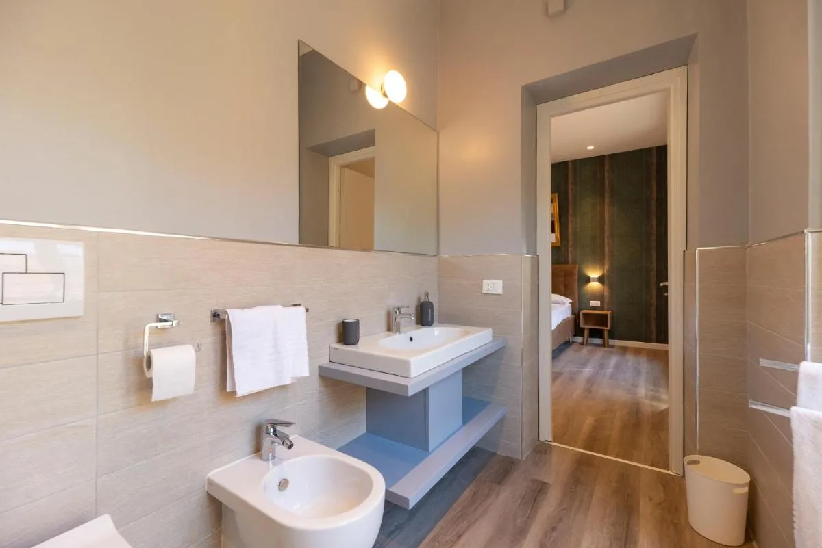 Image 2 of Design 18 Charming Rooms