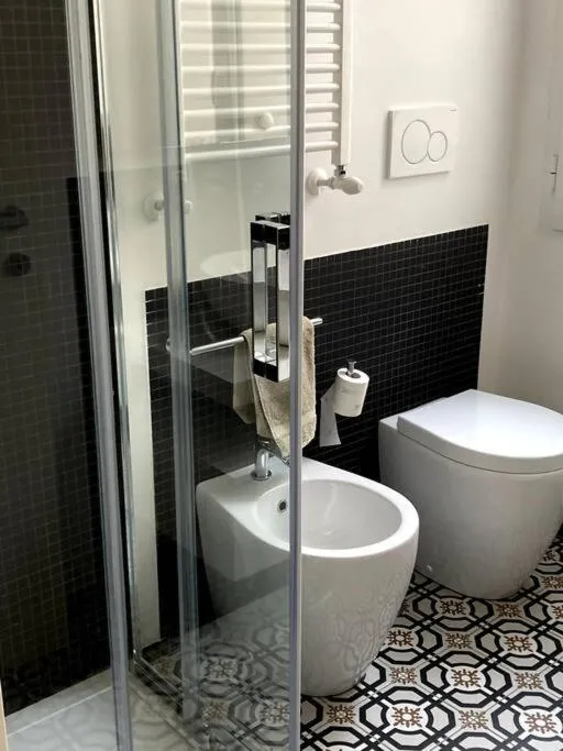 Image 5 of Design Monteverde Flat