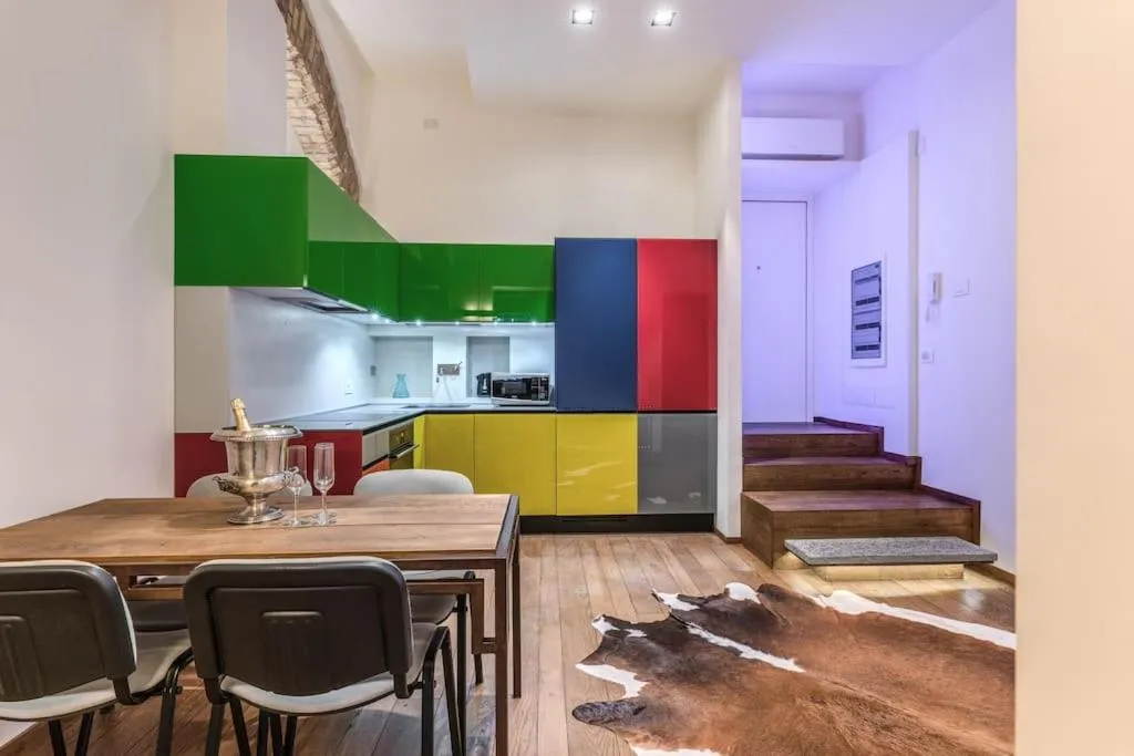 Image 3 of Domus Mondrian Luxury House