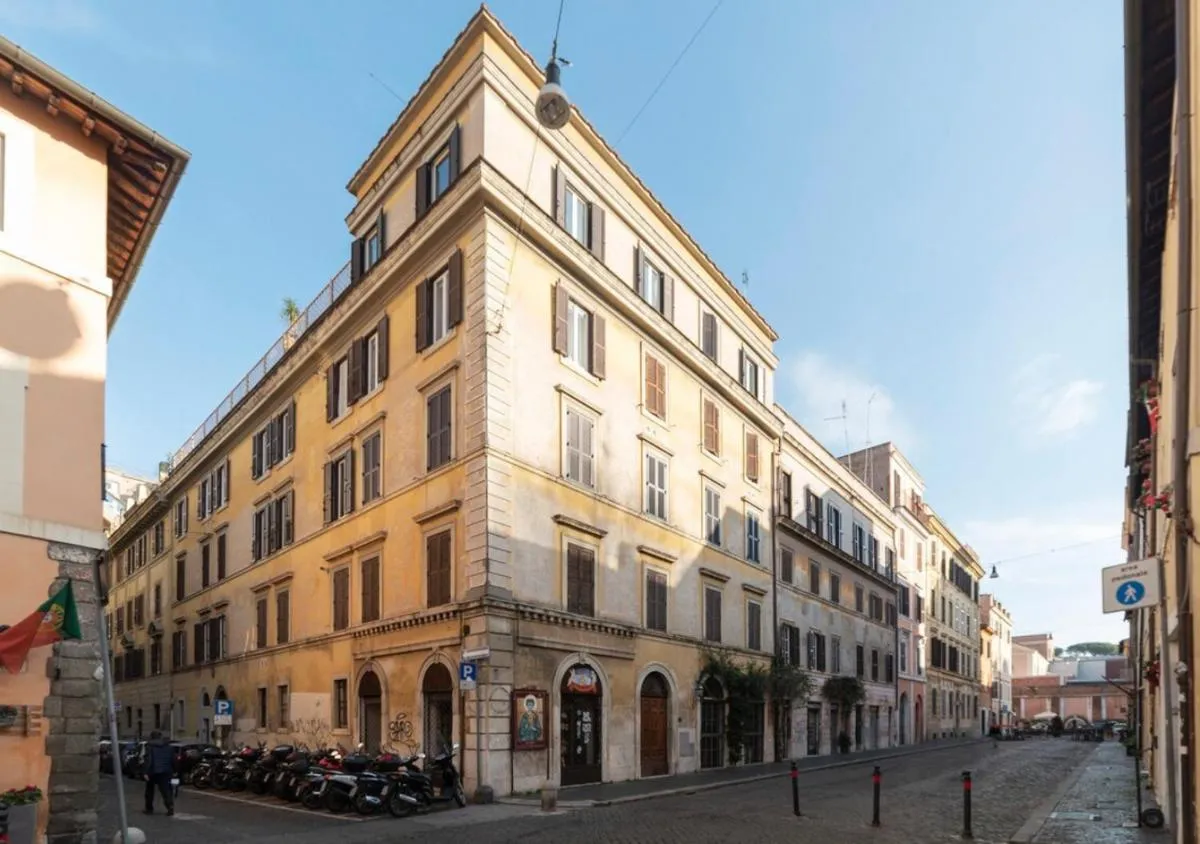 Image 5 of Elegant, with Private Terrace next to the Vatican
