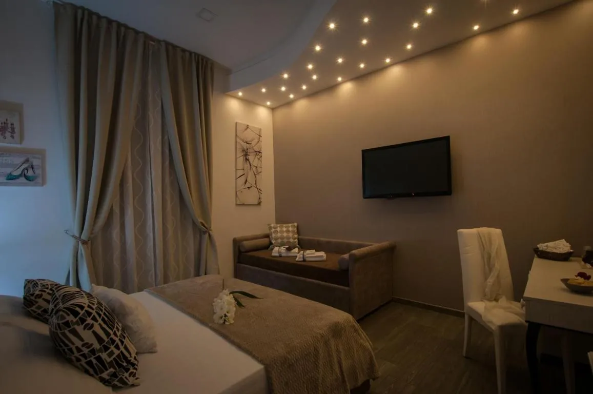 Image of Elenoire Rooms & Suite