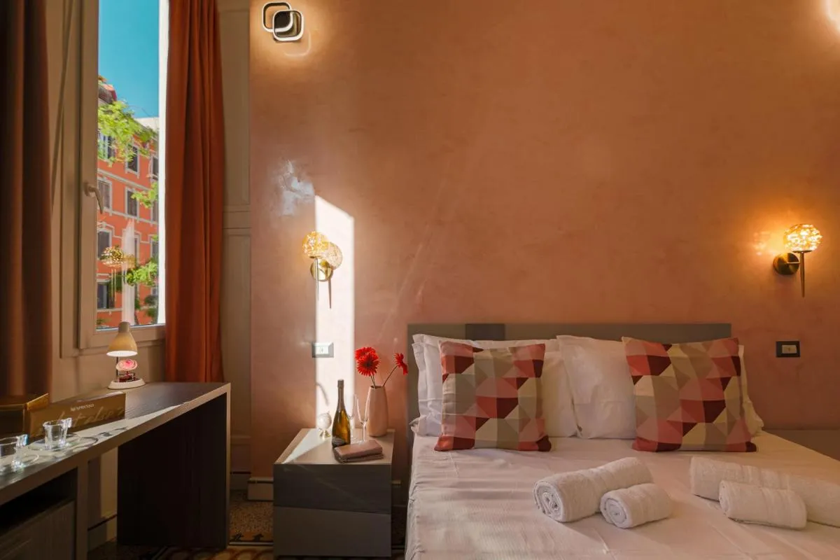 Image 2 of Erreggi Luxury Rooms