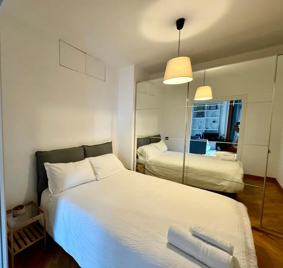 Image 1 of Flaminia home