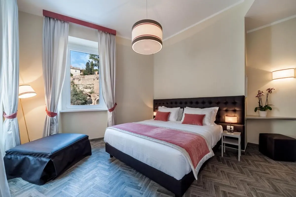 Image 1 of Foro Romano Luxury Suites