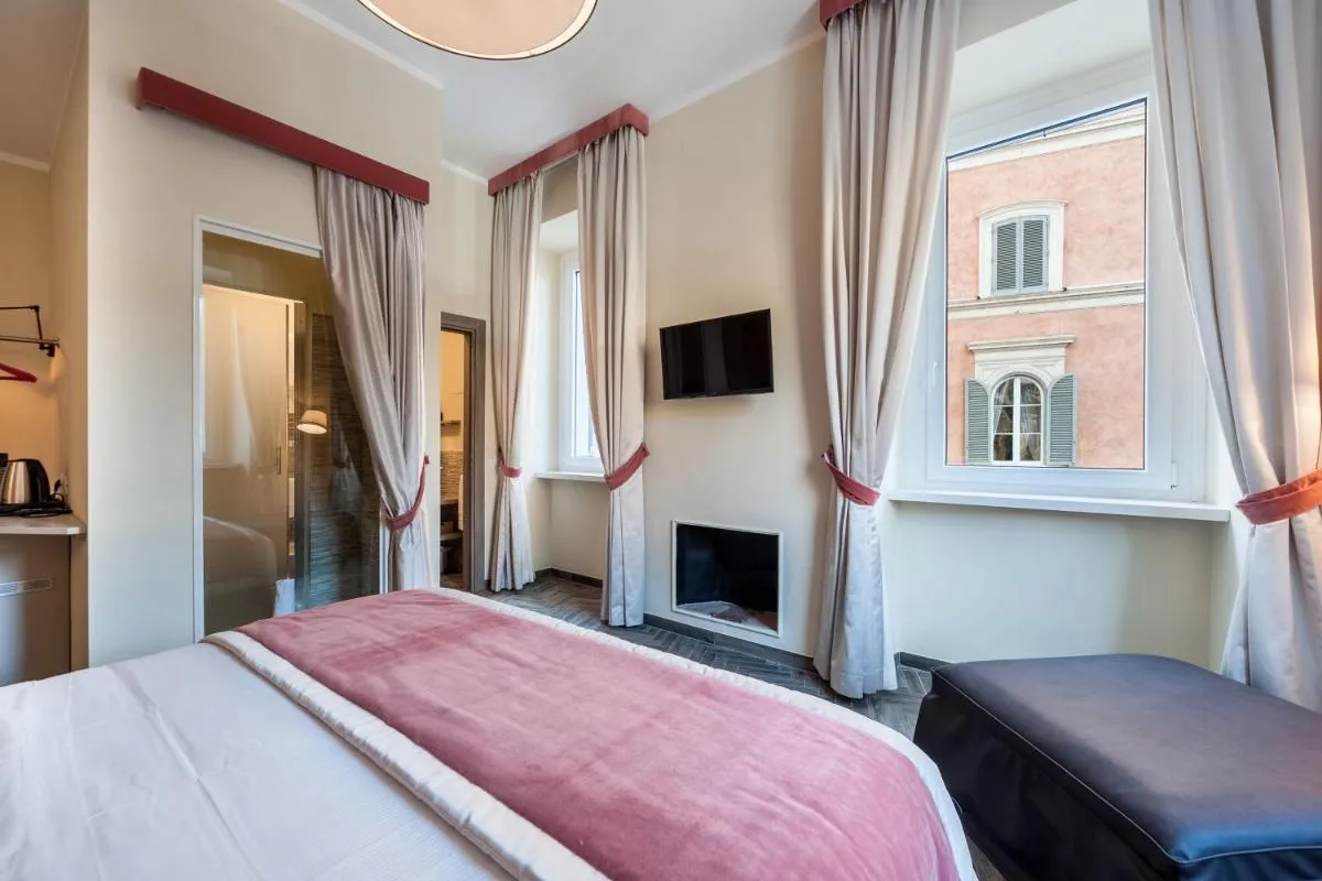 Image 4 of Foro Romano Luxury Suites