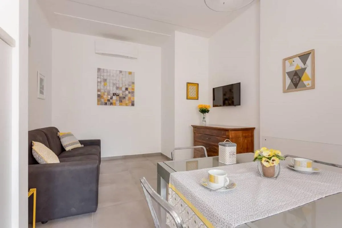 Image 4 of Franca’s Home