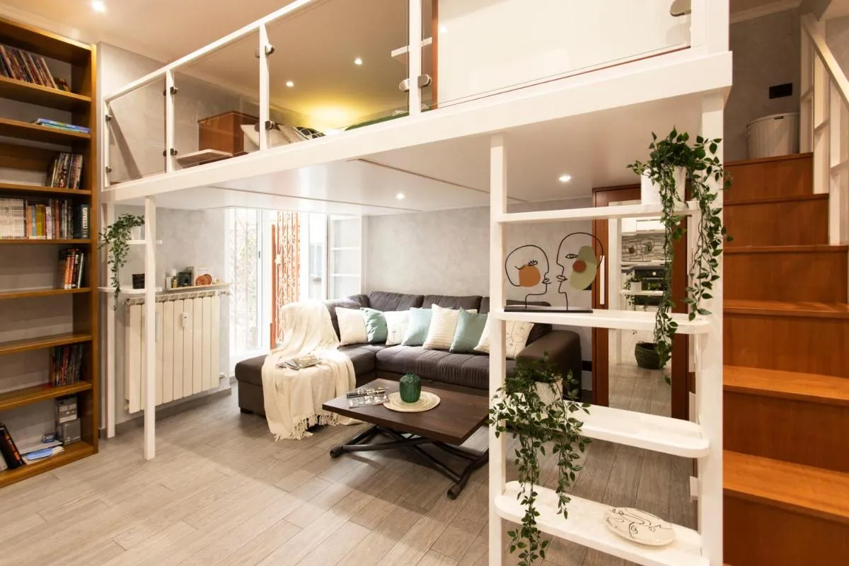 Image 1 of Freya – Trendy loft (close to Vatican Museum)