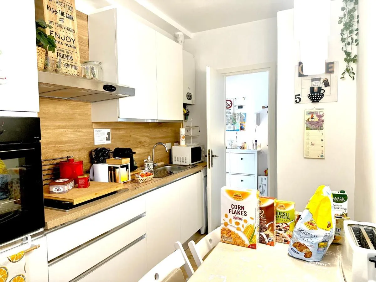 Image 1 of Gemelli-San Pietro-Trastevere-casa con posto auto