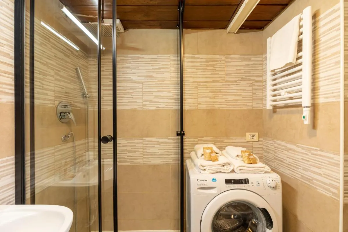 Image 2 of Ginevra Suite