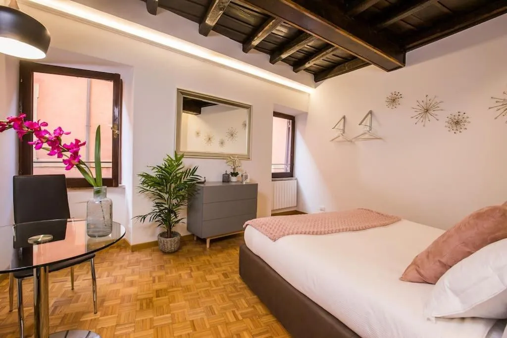 Image of Girolamo’s Jacuzzi place