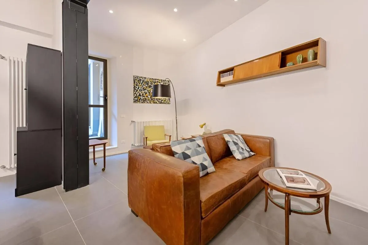Image 4 of Golden House BuddyRent