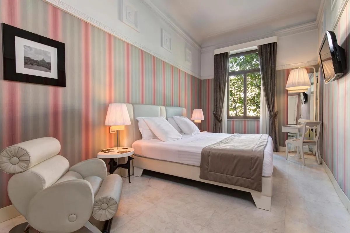 Image 1 of Grand Hotel Palace Rome
