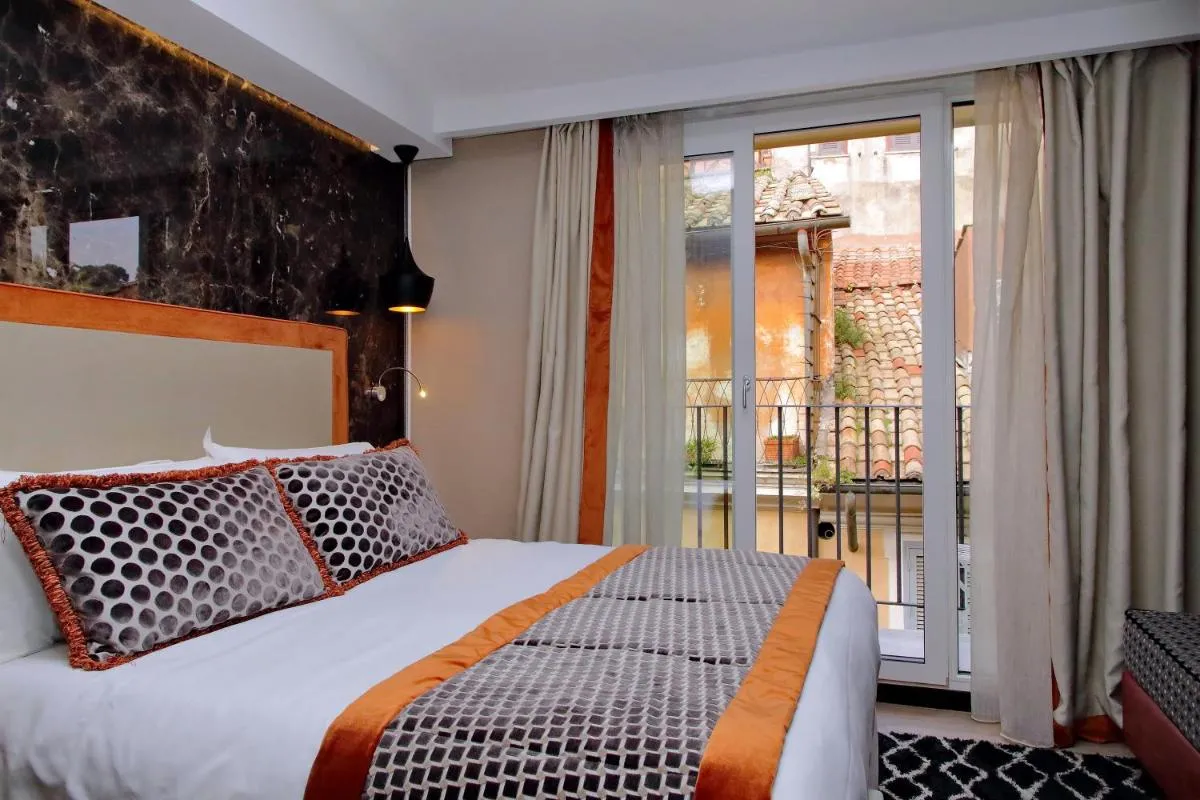 Image 6 of HELMIRAGE PIAZZA DI SPAGNA SUITE