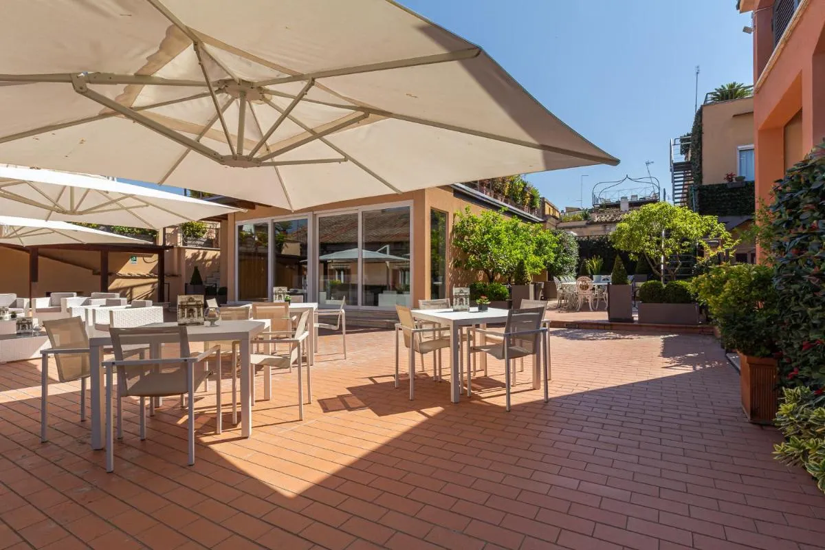 Image 2 of Harry’s Bar Trevi Hotel & Restaurant