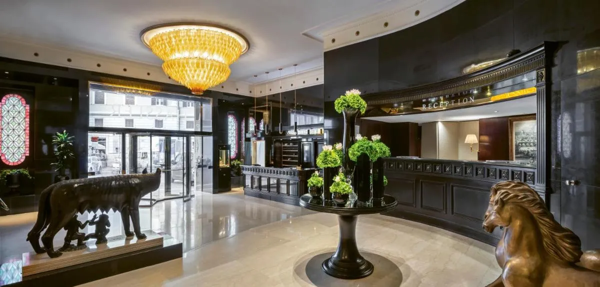 Image 4 of Hassler Roma