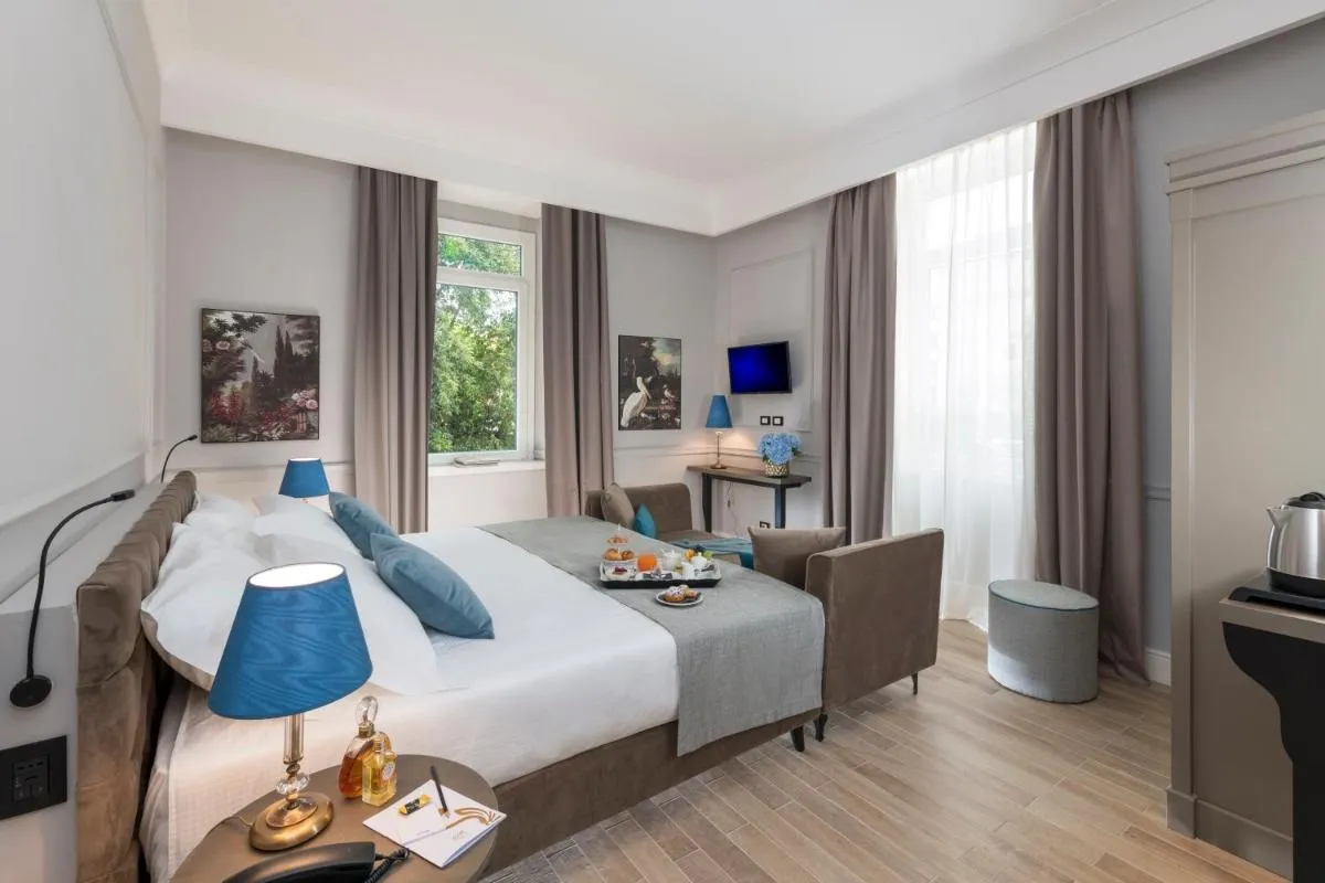 Image 1 of Hotel La Ville Rome
