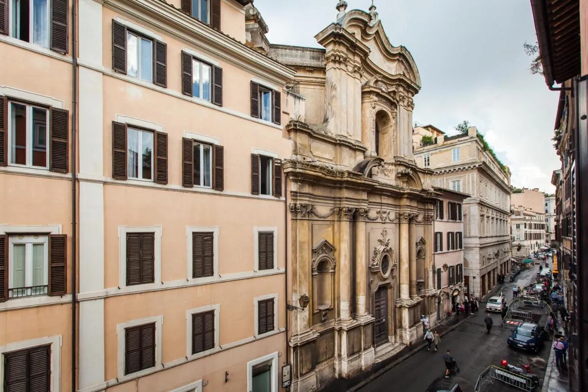 Image 3 of Impero Vaticano Navona Apartment