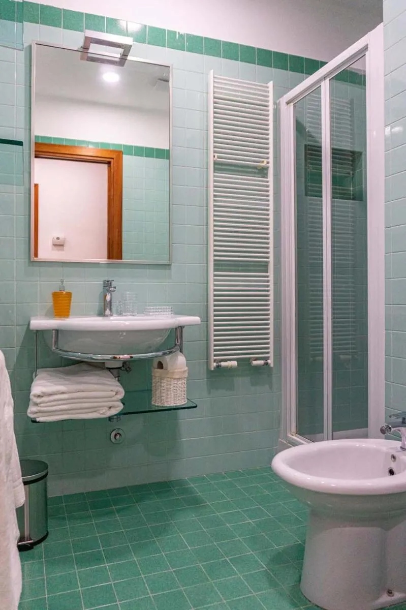 Image 3 of Karisma Suites