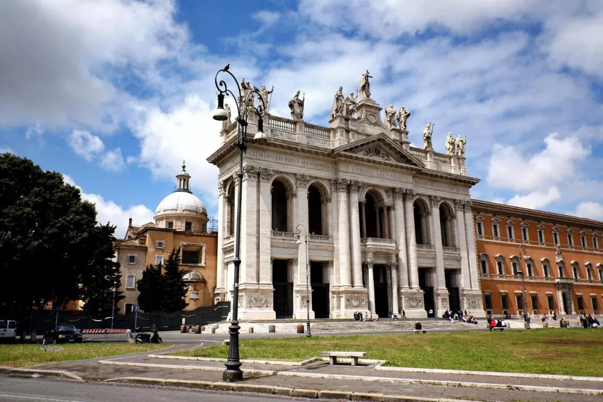 Image 5 of LCH-Lateran Charming House
