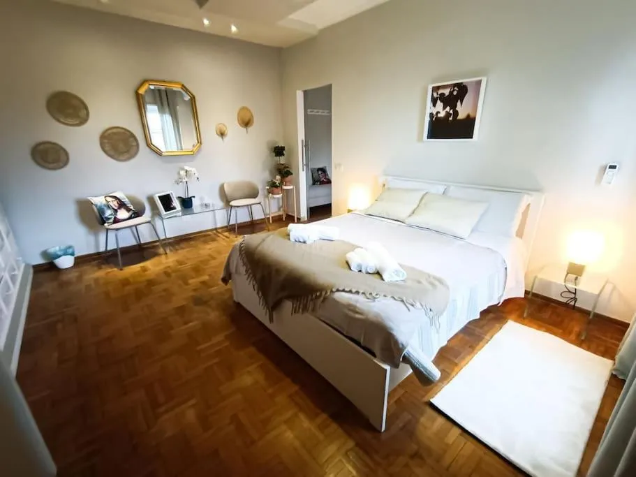 Image of La Casa Libre – [Elegant Apartment – Near Metro]