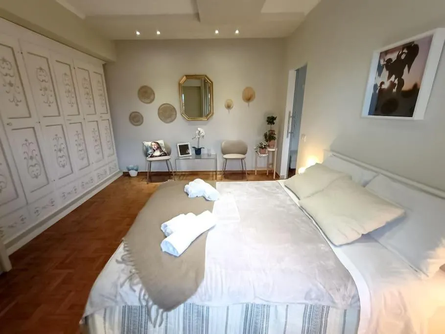 Image 5 of La Casa Libre – [Elegant Apartment – Near Metro]